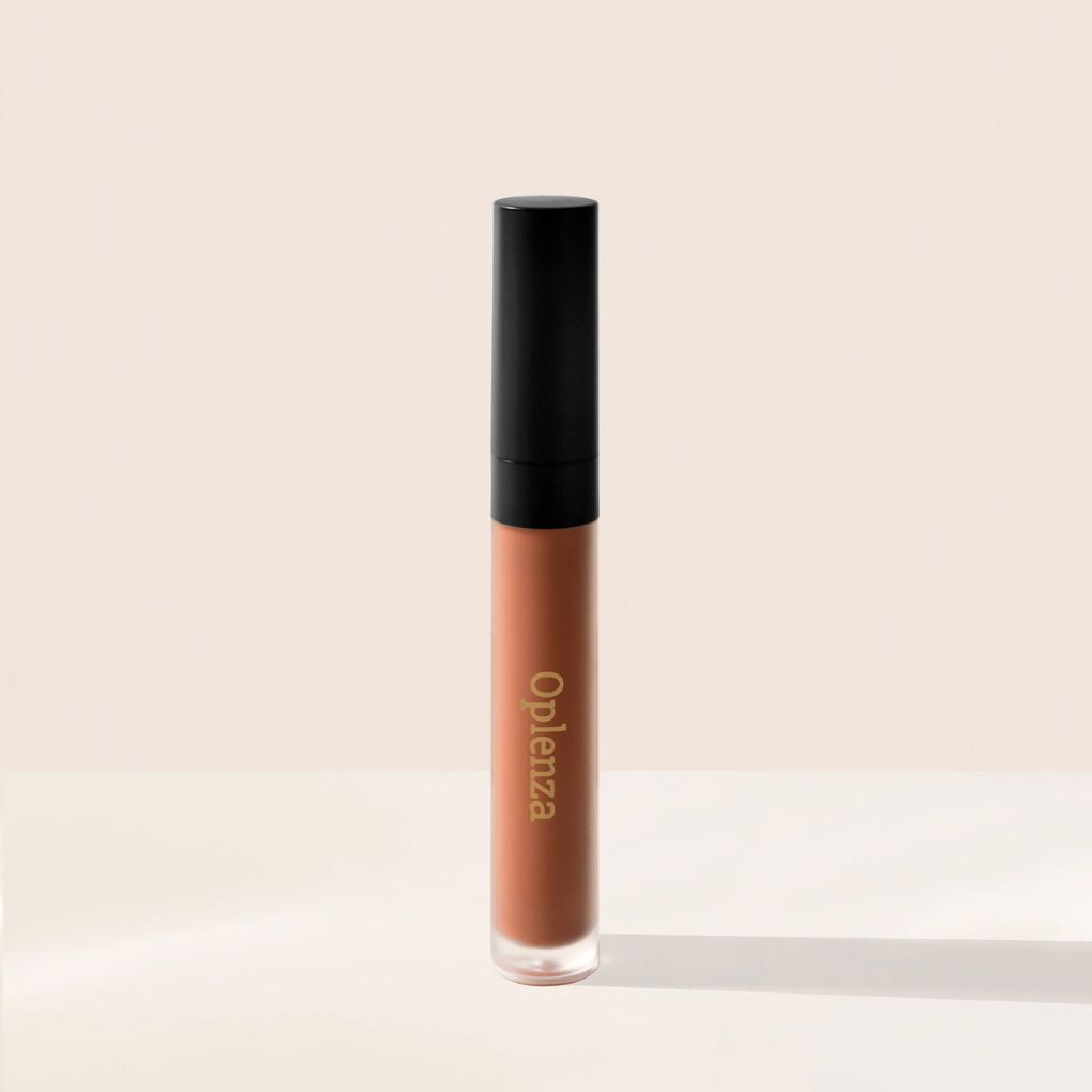 Oplenza Signature Velvet Liquid Lipstick - Cashmere Clay, skin-friendly ingredients, moisturizing formula, dewy glow velvet liquid lipstick for a flawless, radiant beauty look.
