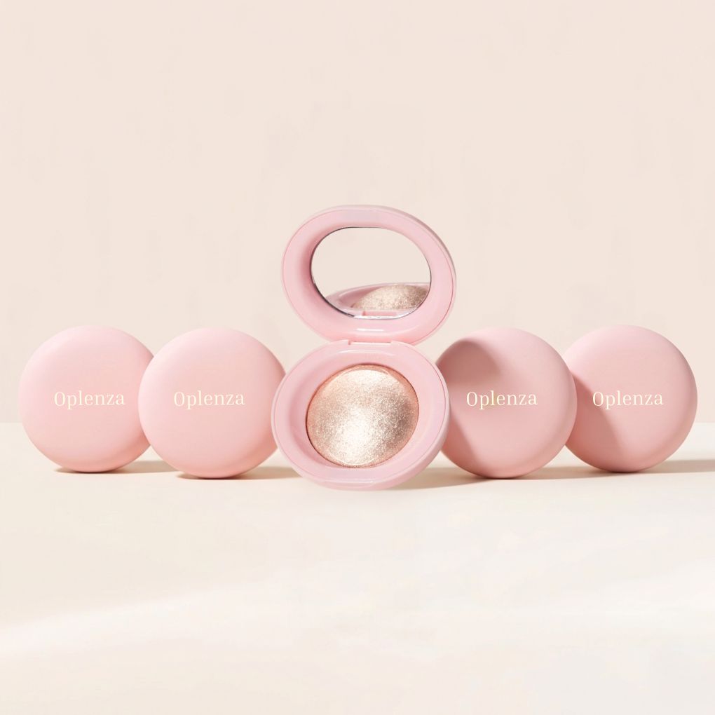 Oplenza Silky Touch Highlighters on a beige background-Glass-like pressed powder highlighter texture
Shades: Champagne, Pearl, Copper, Rose.