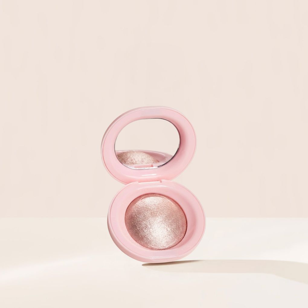 Oplenza Silky Touch Highlighter in shade Rose - best glass skin highlighter