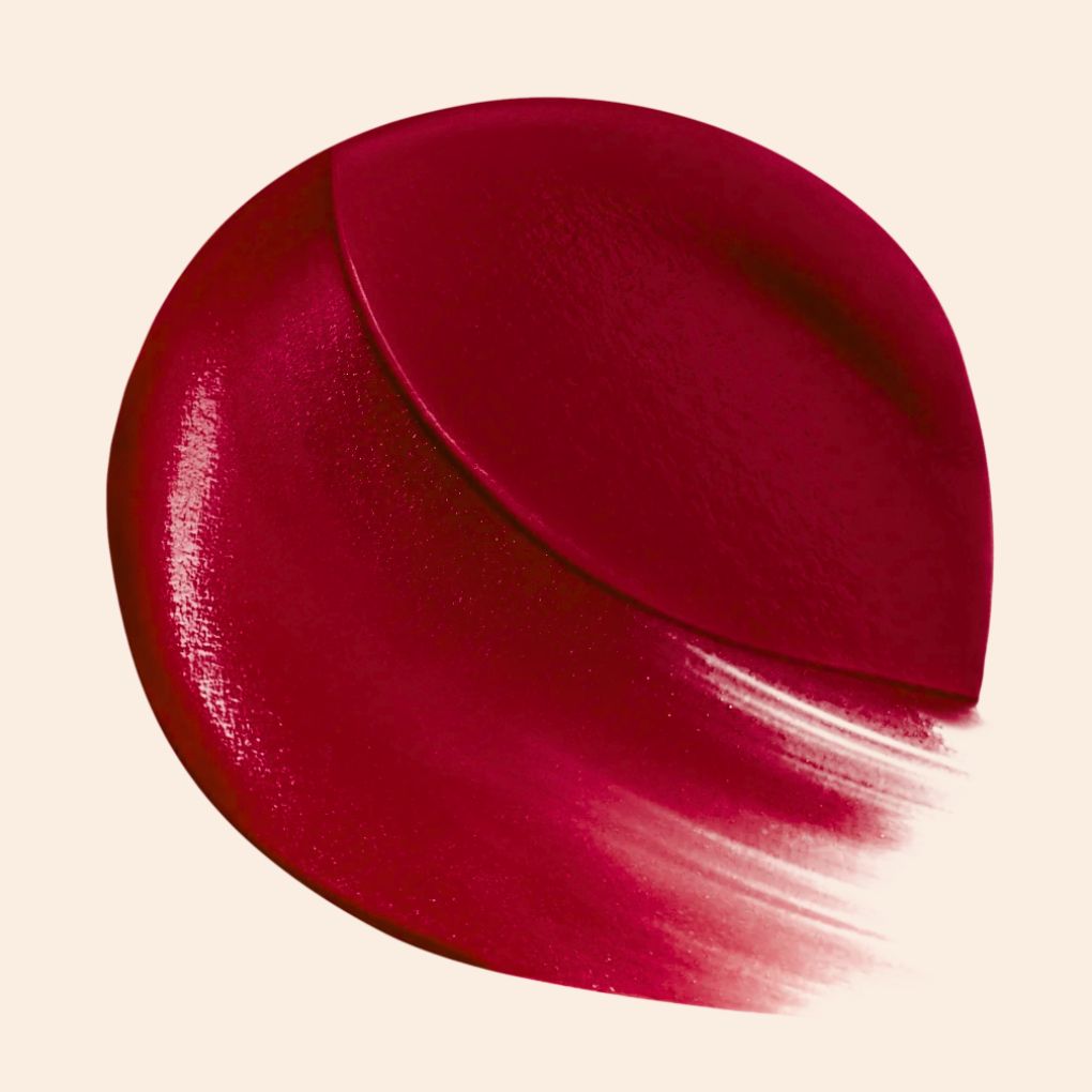 Oplenza Opulent Longwear Matte swatch - Rouge Royale, lightweight, hydrating, everyday beauty matte liquid lipstick for a radiant, long-lasting makeup look
