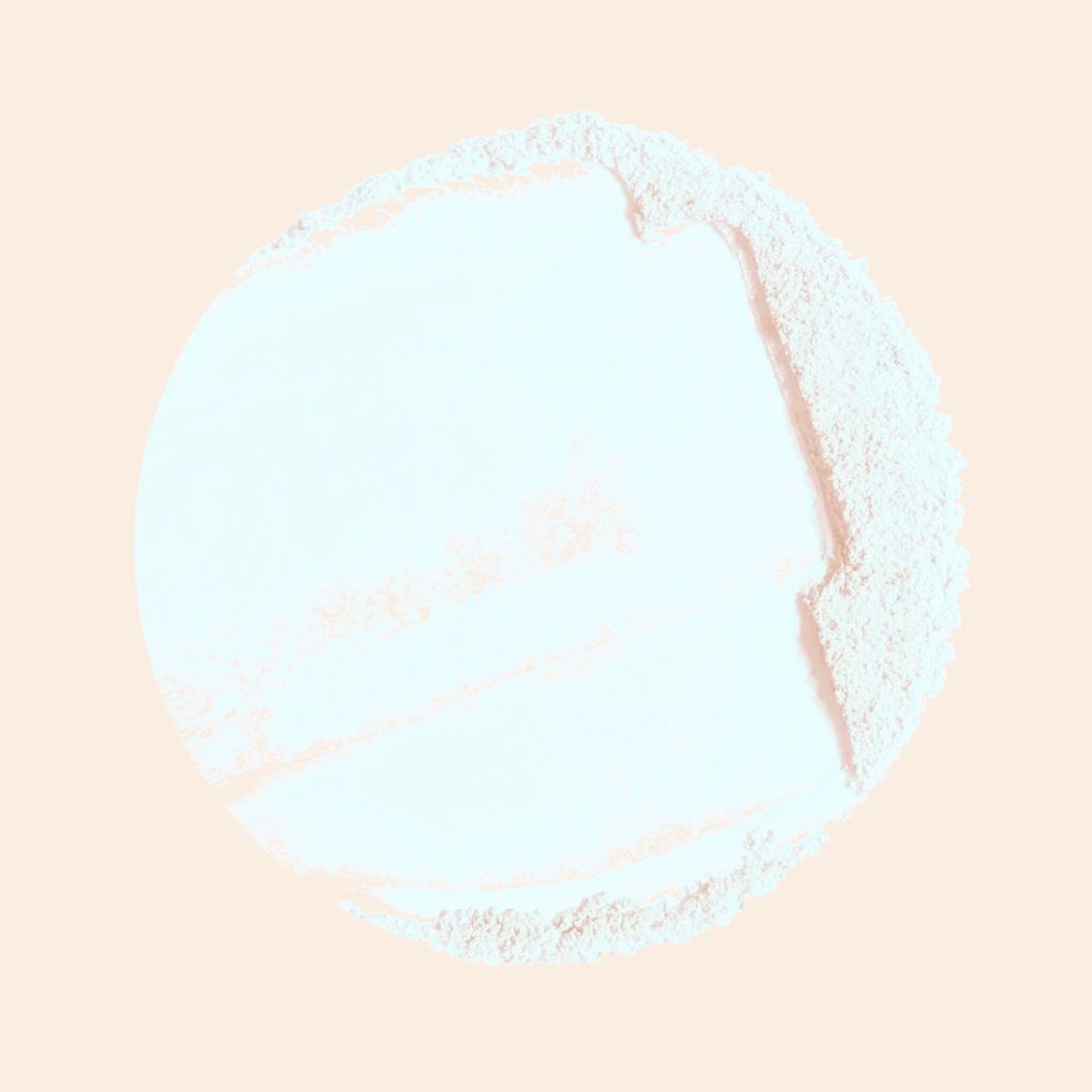Oplenza Natural Veil Setting Powder swatch- Translucent, professional makeup, glam look, everyday beauty setting powder for a radiant, long-lasting makeup look
