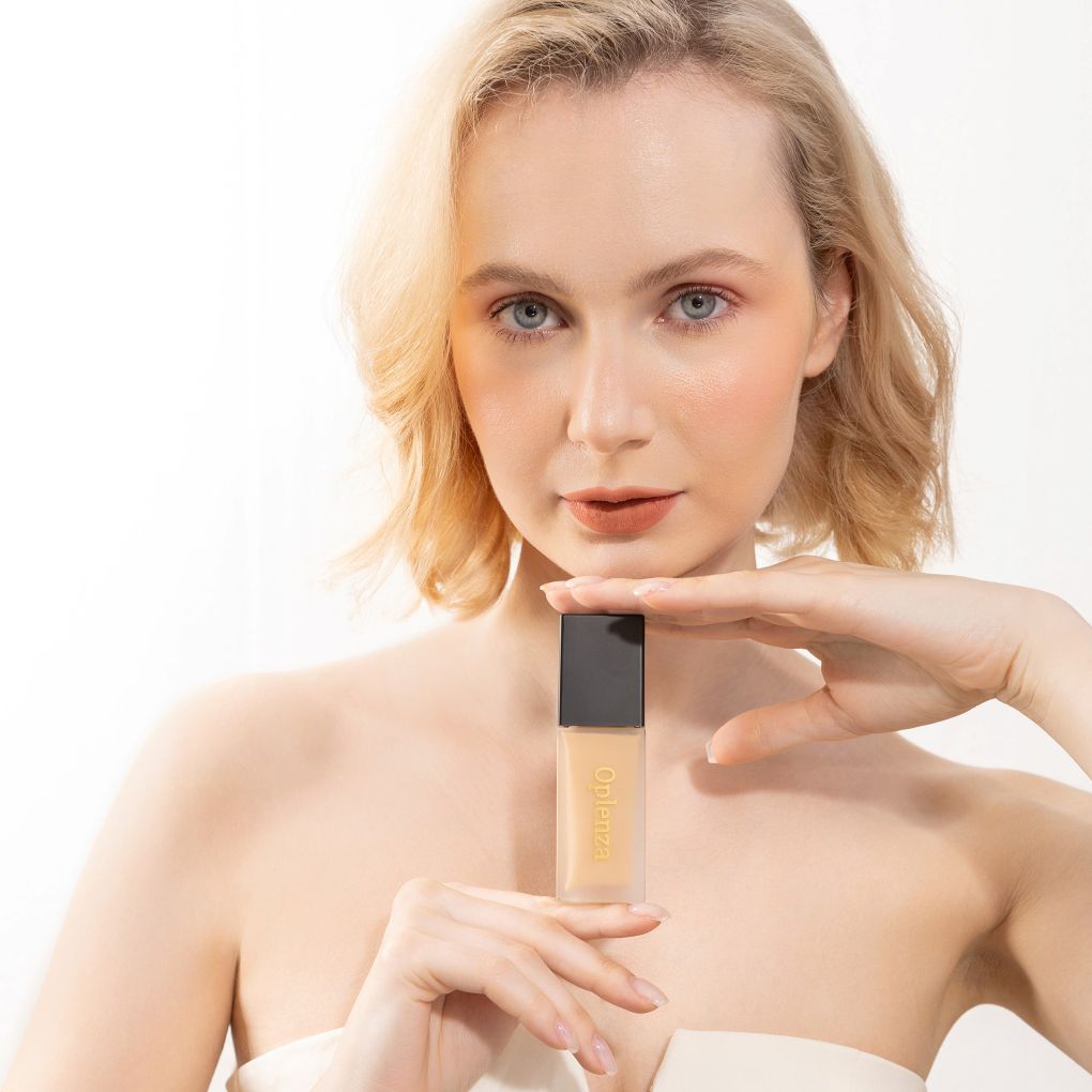 Weightless Longwear Liquid Foundation